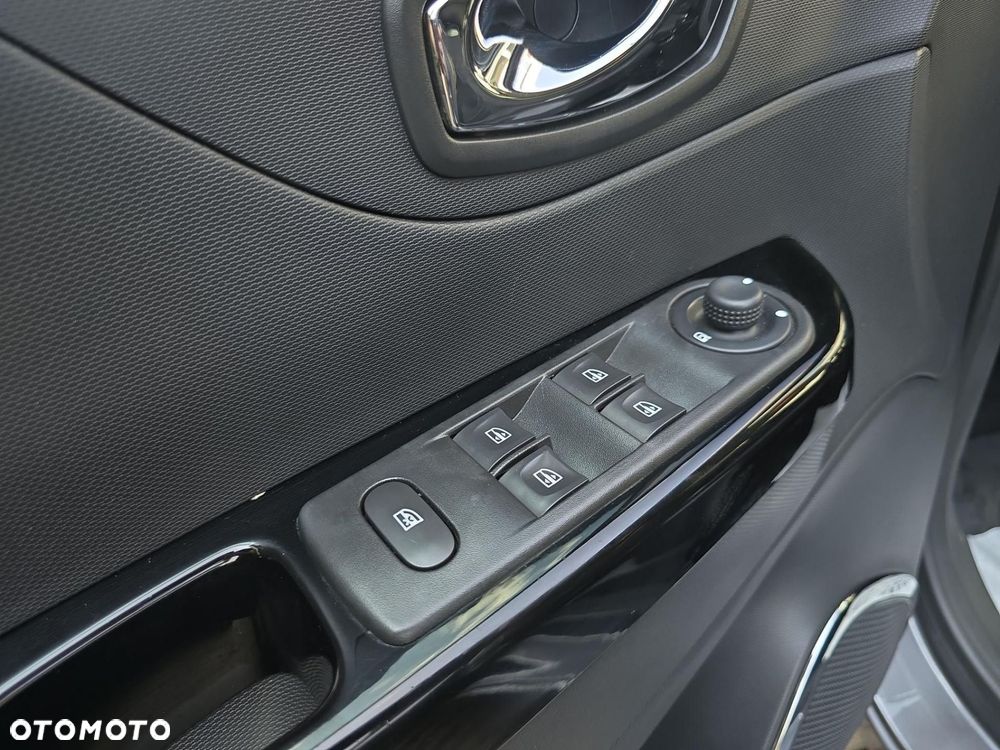 Renault Captur 1.2 TCe Intens EDC - 10
