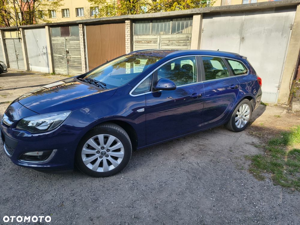 Opel Astra 1.6 CDTI DPF ecoFLEX TourerStart/Stop Edition - 4