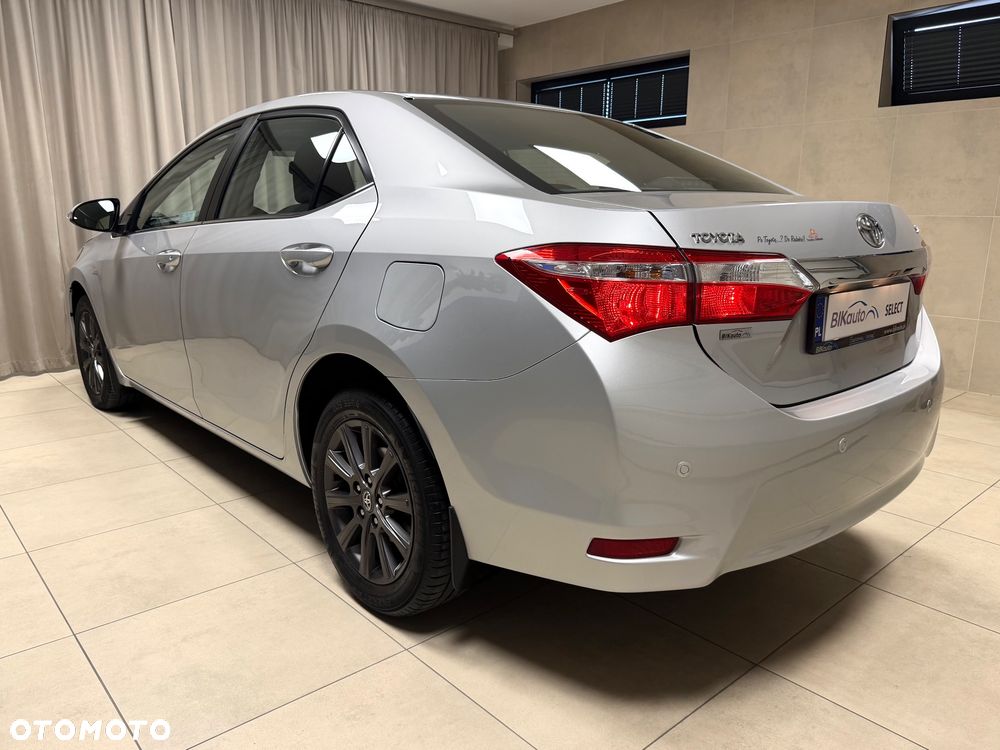 Toyota Corolla 1.6 Premium EU6 - 7