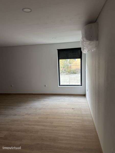 T3 novo para arrendamento - Grande imagem: 4/8