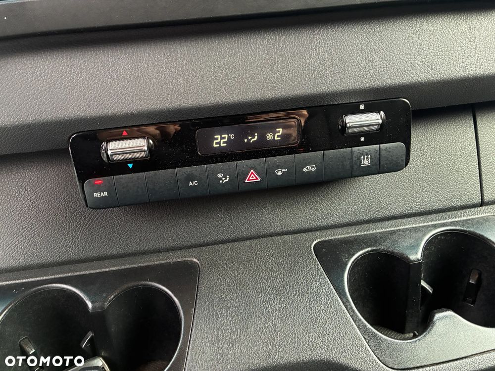 Mercedes-Benz SPRINTER - 22