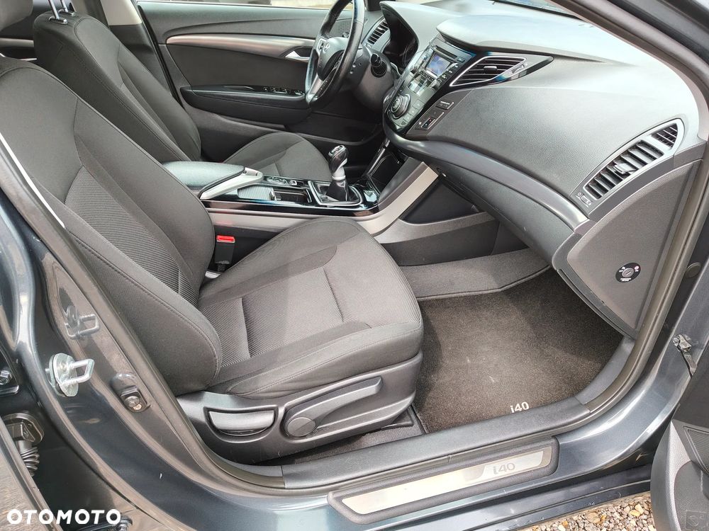 Hyundai i40 1.7 CRDi Comfort + - 36