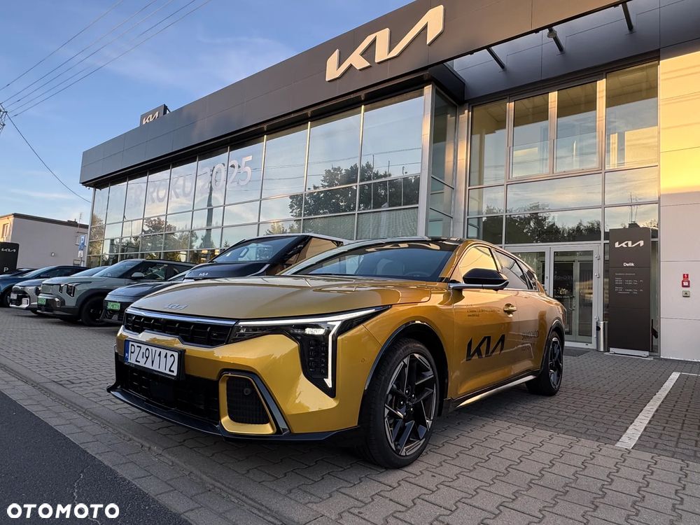 Kia K4