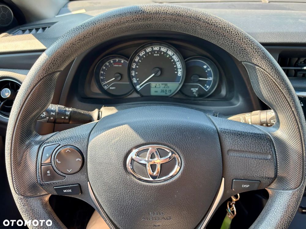 Toyota Auris 1.33 VVT-i Active - 5