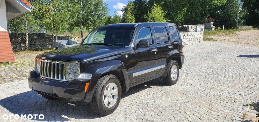 Jeep Liberty - 1
