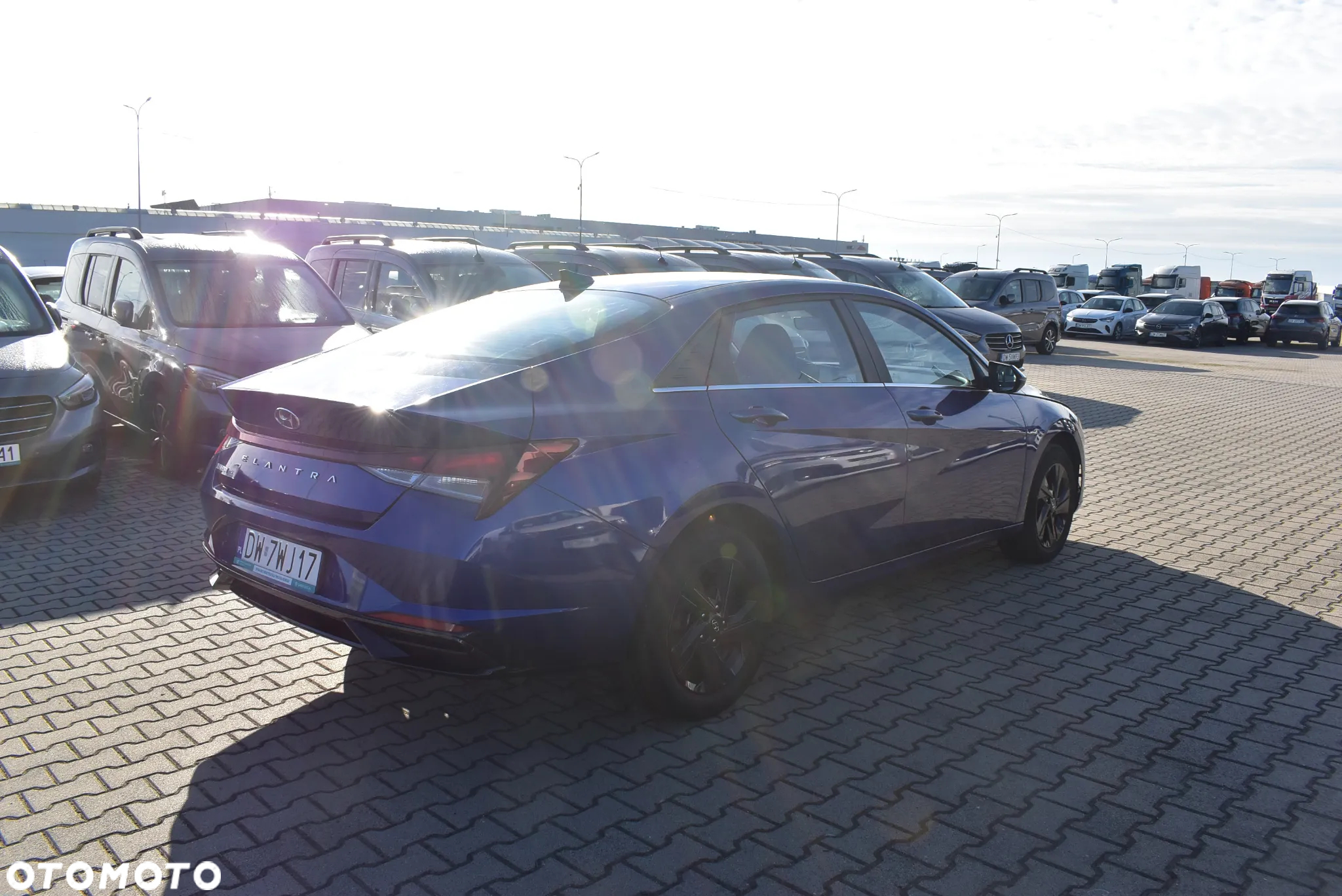 Hyundai Elantra 1.6 Smart CVT - 6