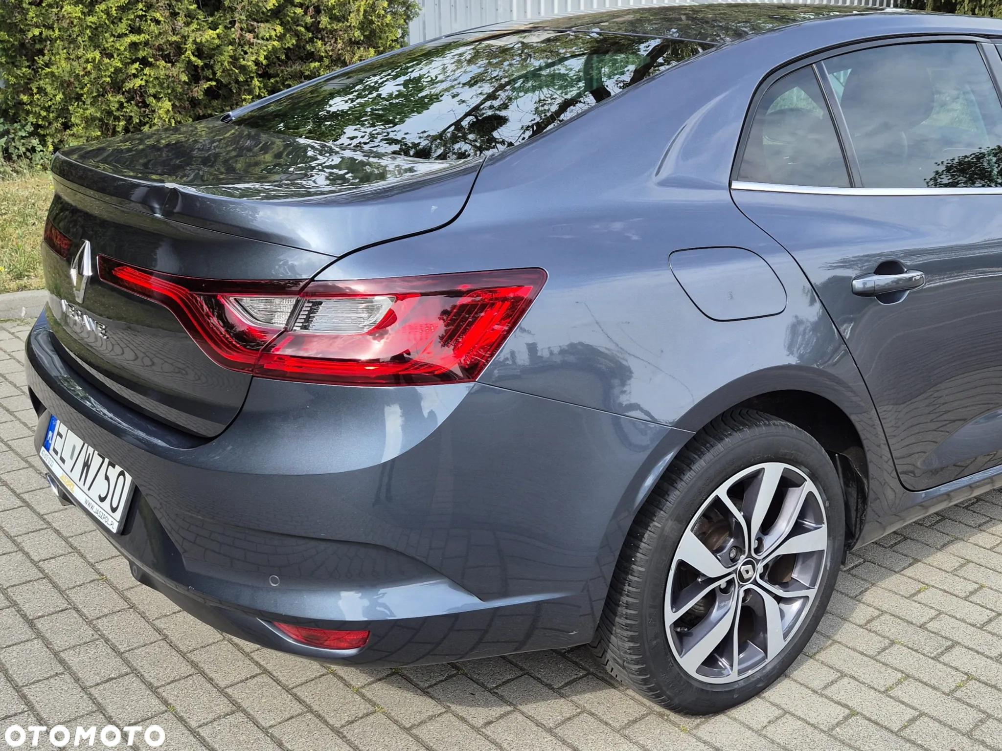 Renault Megane 1.6 SCe Limited - 5