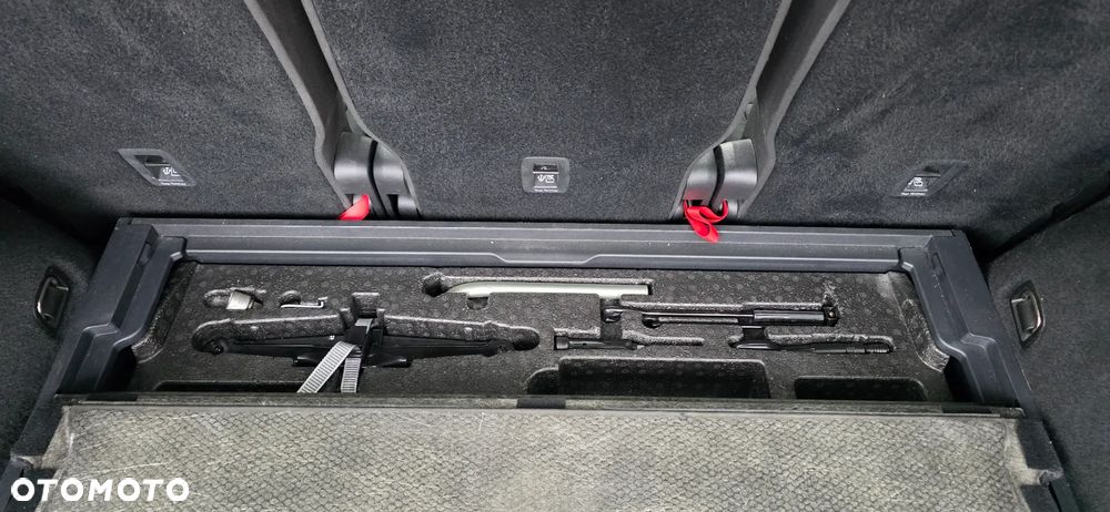 Volkswagen Touran 1.4 TSI (BlueMotion Technology) Highline - 16