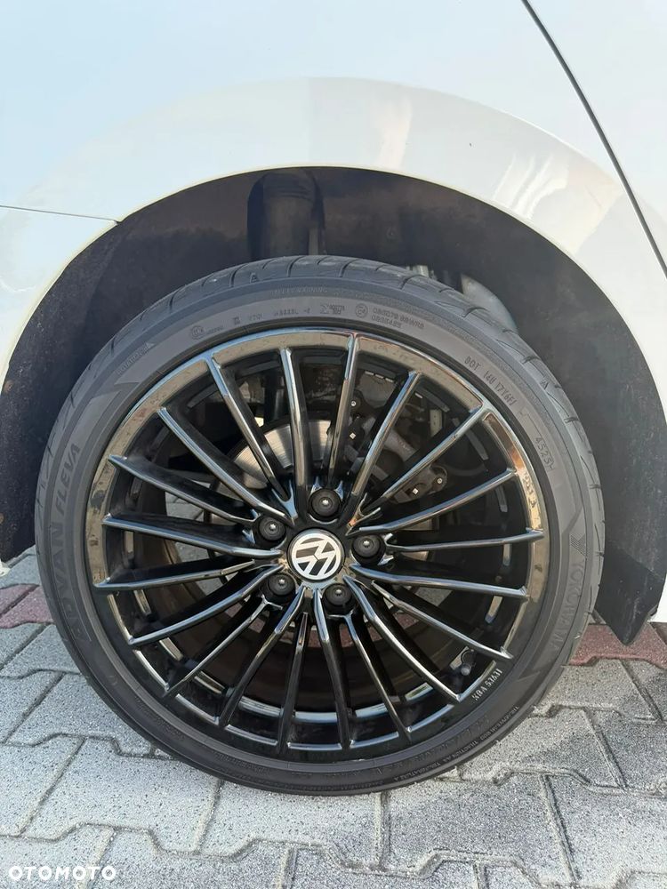 Volkswagen Golf - 9