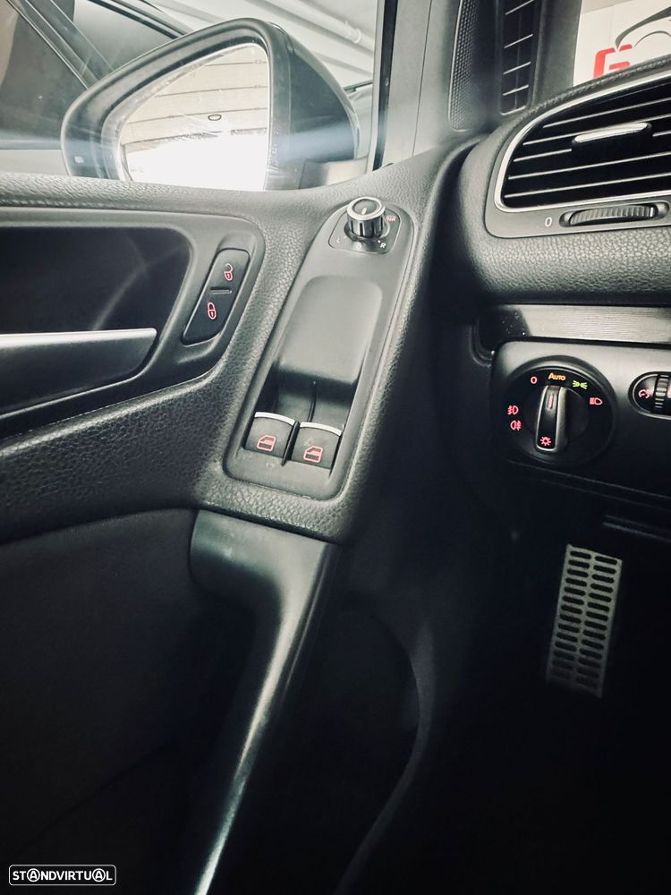 VW Golf 2.0 TSi GTI - 14