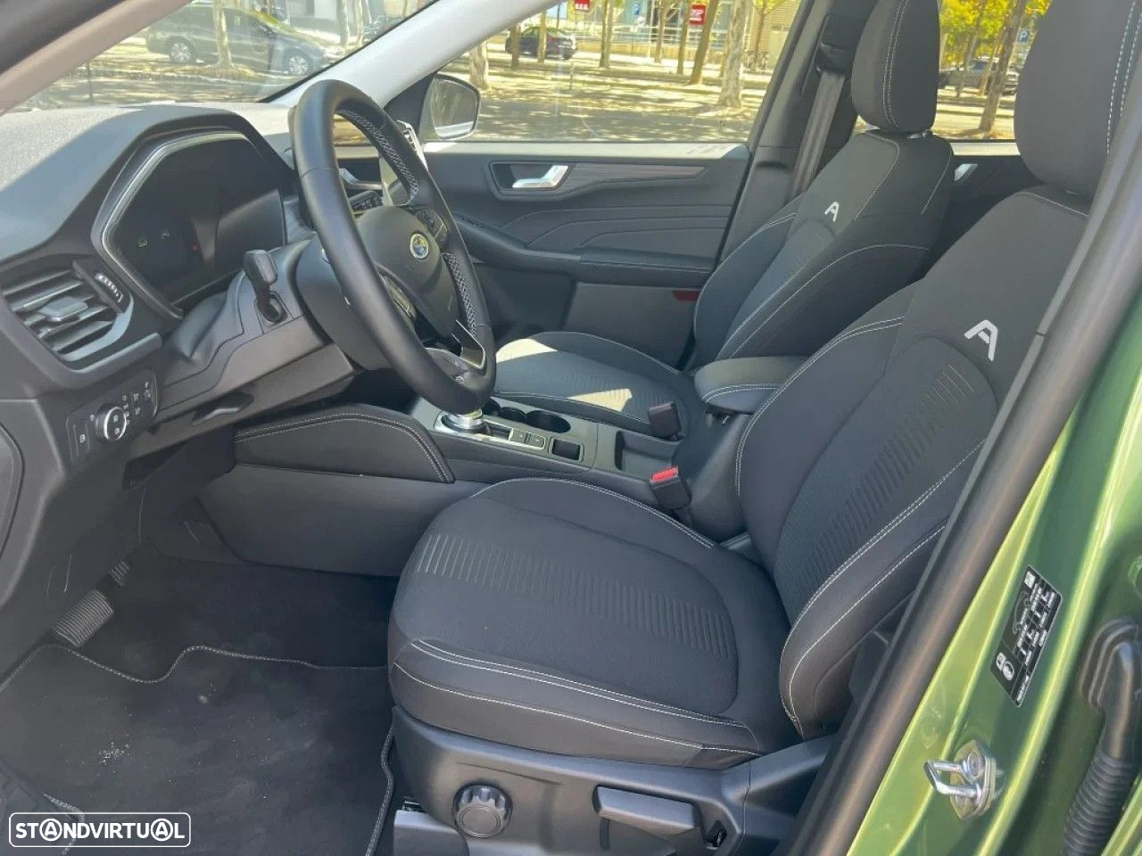 Ford Kuga - 4