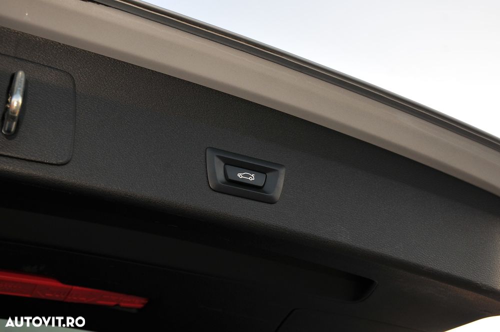 BMW X1 sDrive20d Aut. xLine - 23