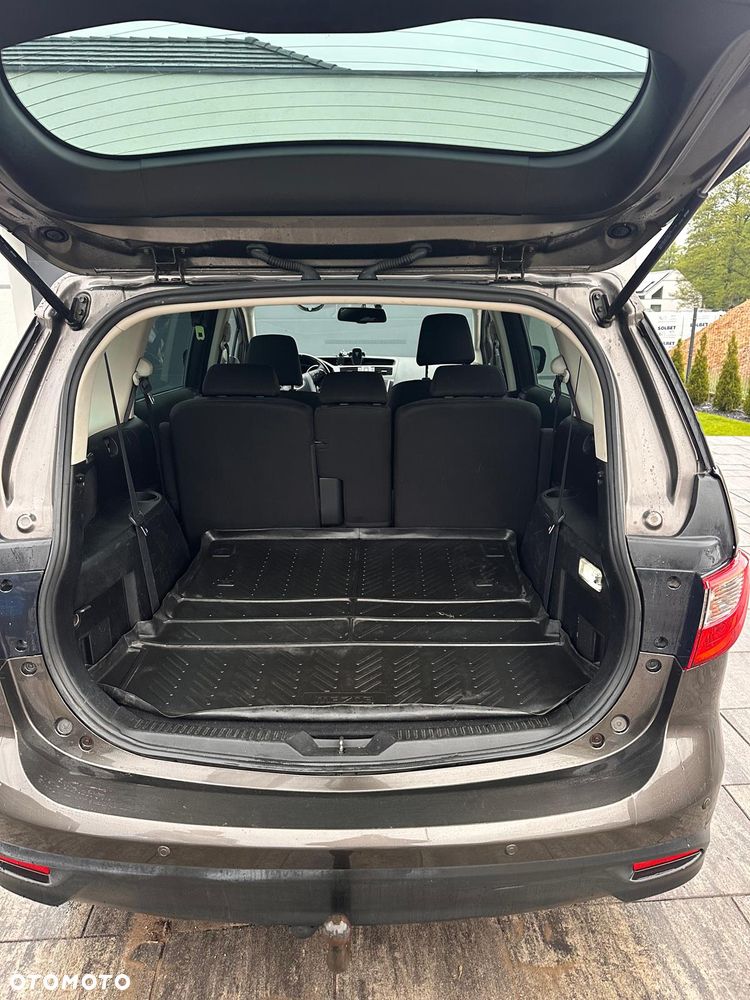 Mazda 5 - 18