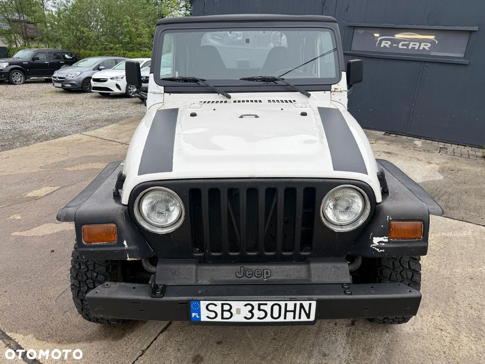Jeep Wrangler - 1