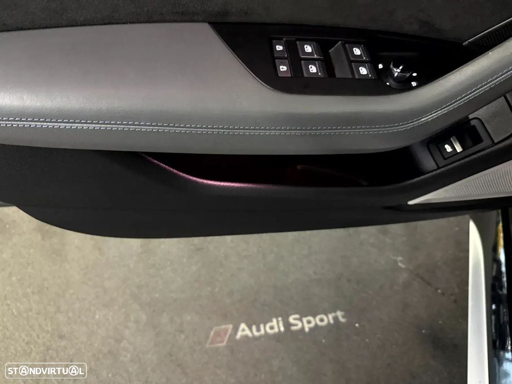 Audi RS7 Sportback 4.0 TFSI quattro Tiptronic - 37