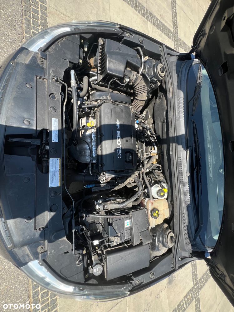 Chevrolet Cruze 1.6 LS - 27