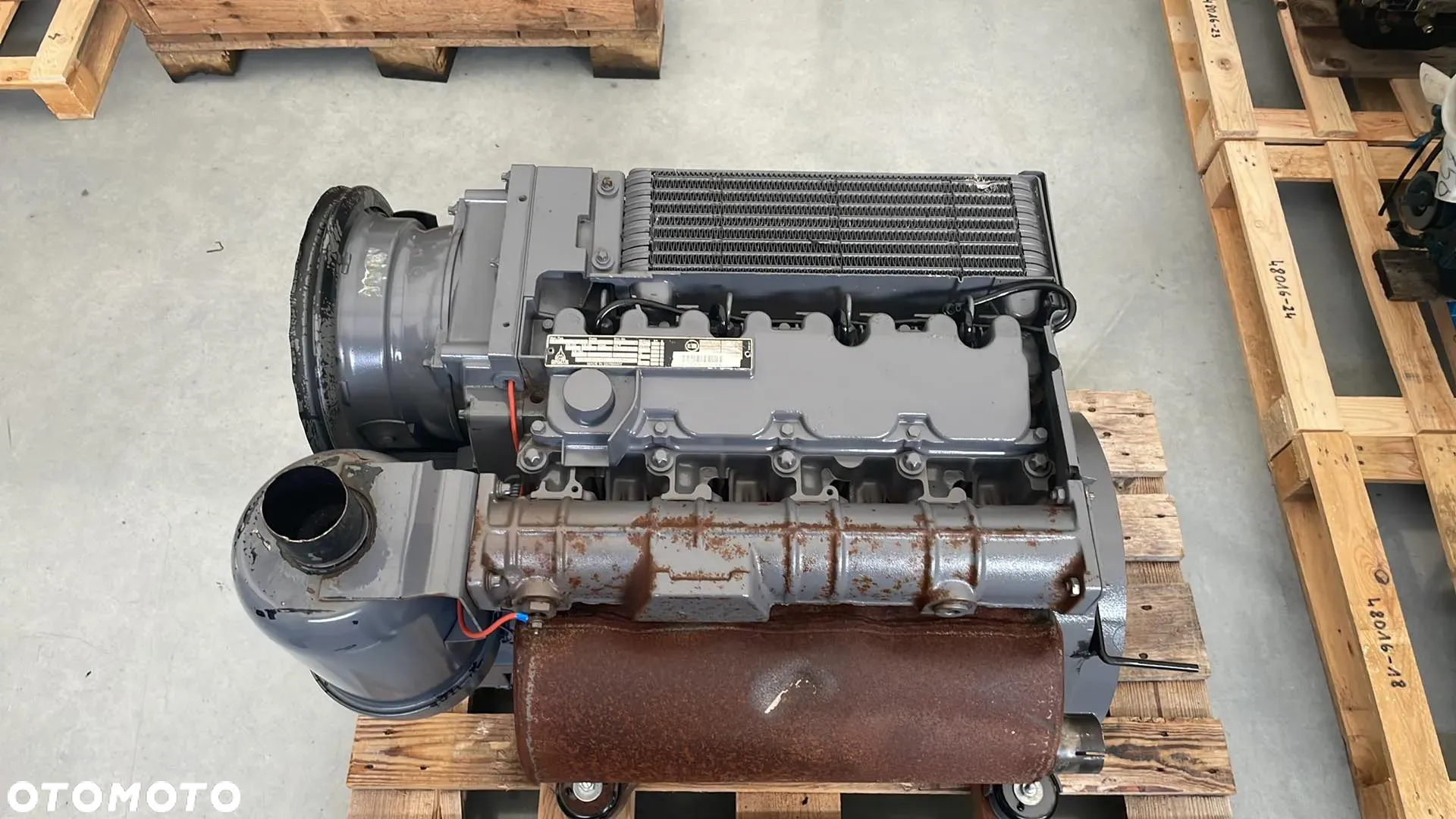 SILNIK DEUTZ F4L 1011 F 37 kW 15 447 zł netto - 11