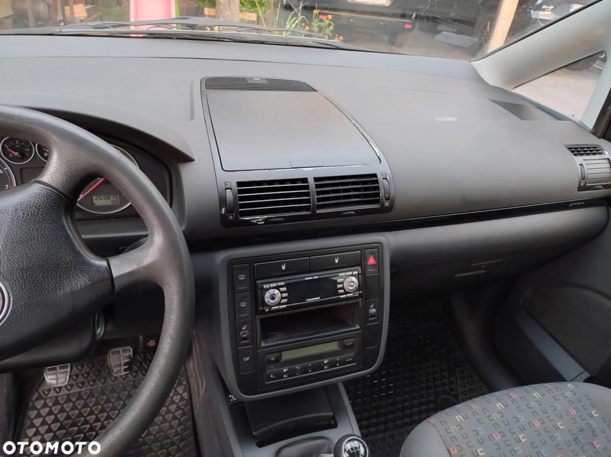Volkswagen Sharan - 2