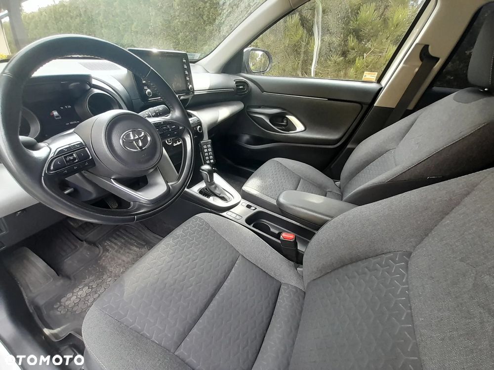 Toyota Yaris Cross Hybrid 1.5 Comfort - 12
