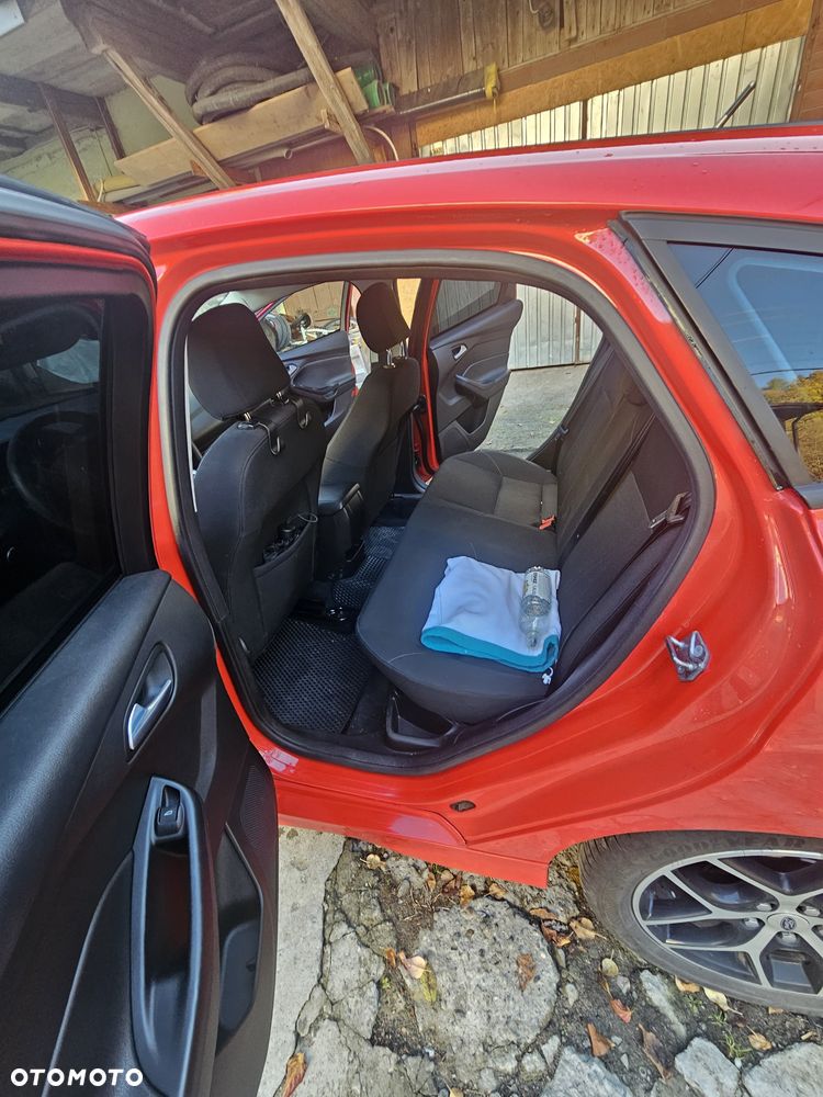 Ford Focus - 5