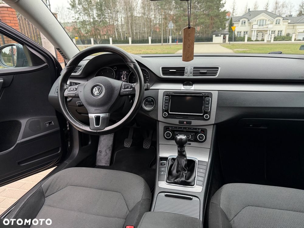 Volkswagen Passat 2.0 Blue TDI DPF Highline - 6