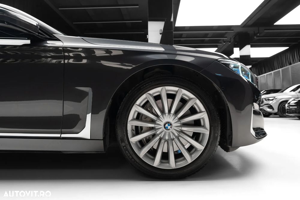 BMW Seria 7 740d xDrive - 5