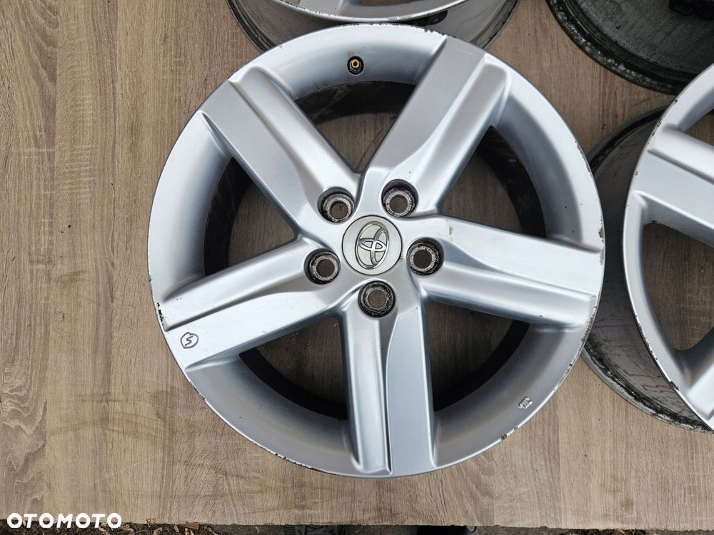 toyota auris ii 13-17 corolla e18 felgi aluminiowe 17'' - 4