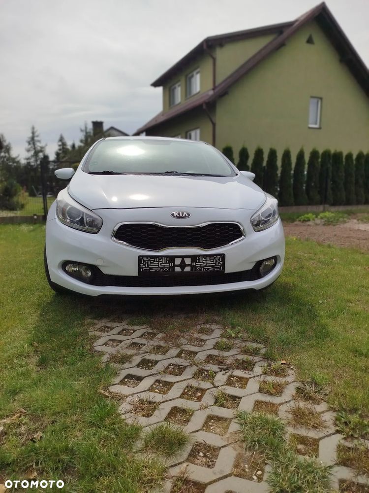 Kia Ceed - 7