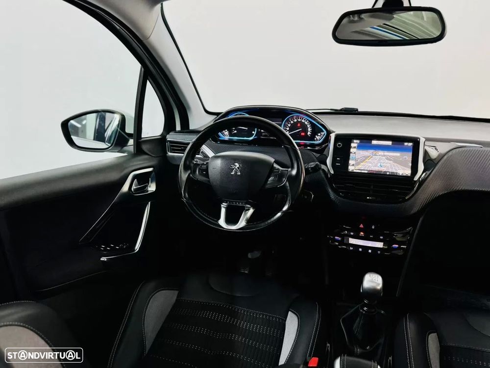 Peugeot 2008 1.6 BlueHDi Allure - 32