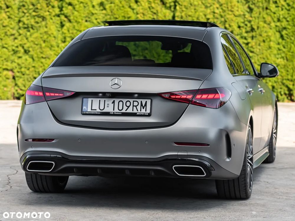 Mercedes-Benz Klasa C 300 d mHEV 4-Matic AMG - 14