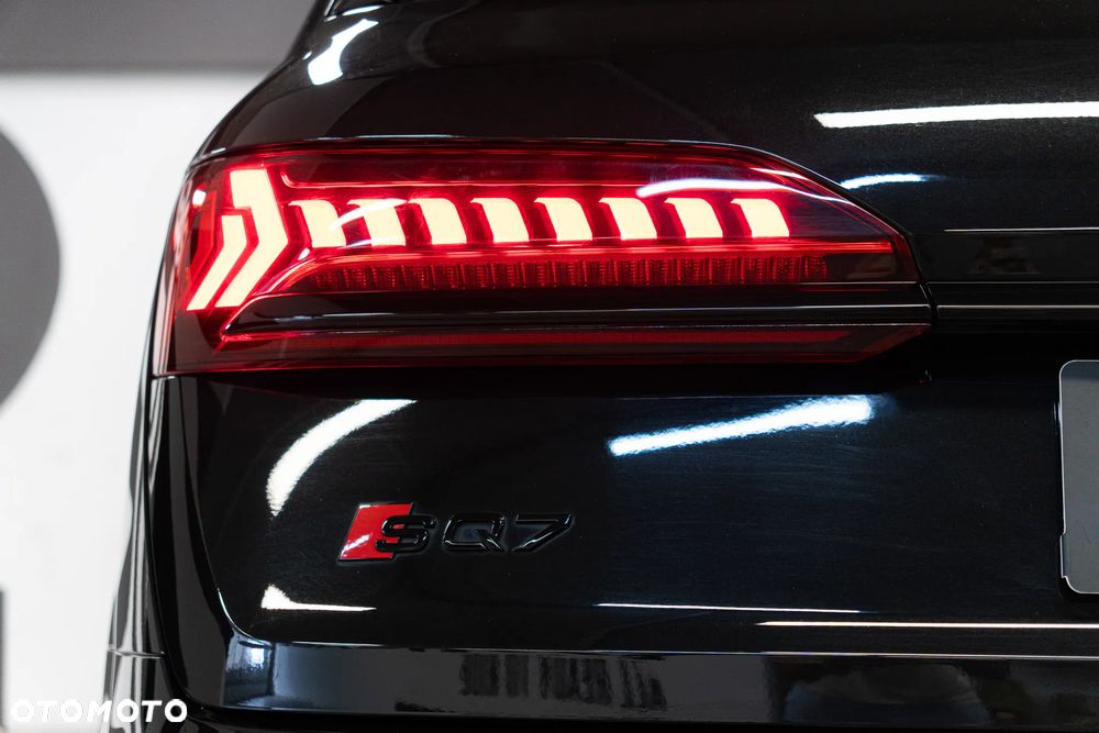Audi SQ7 - 22