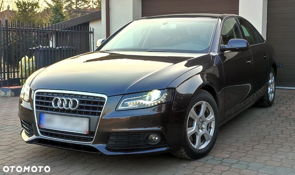 Audi A4 Limousine - 2