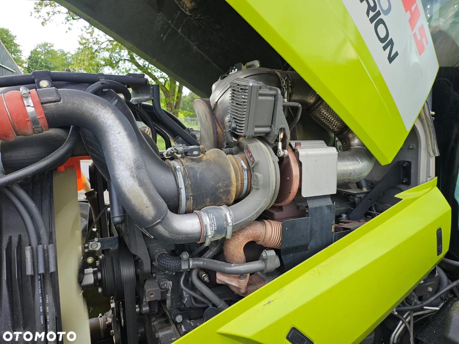 Claas Axion 810 CEBIS - 11