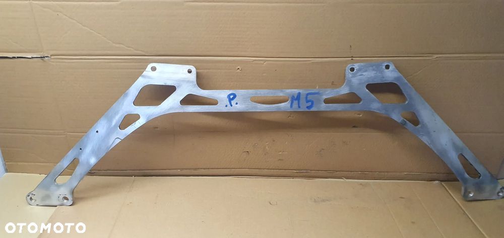 Rozpórka kielichów wzmocnienie BMW M5 G30 F90 8075677 - 1