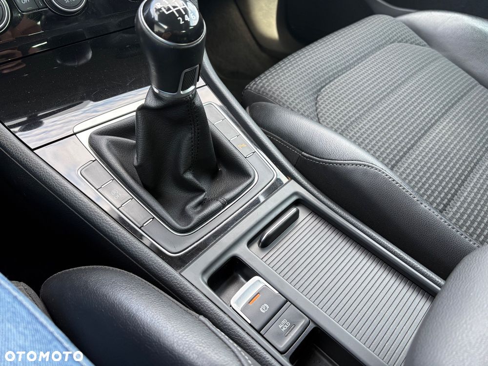 Volkswagen Golf 1.4 TSI Highline - 22
