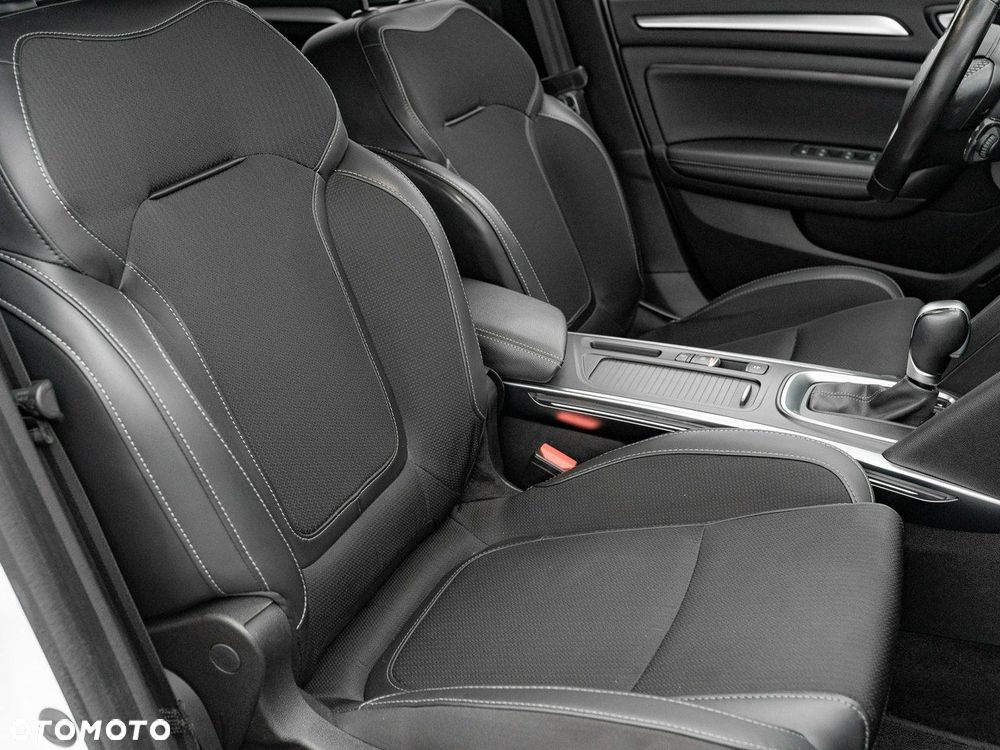 Renault Megane 1.5 Blue dCi Intens EDC - 30