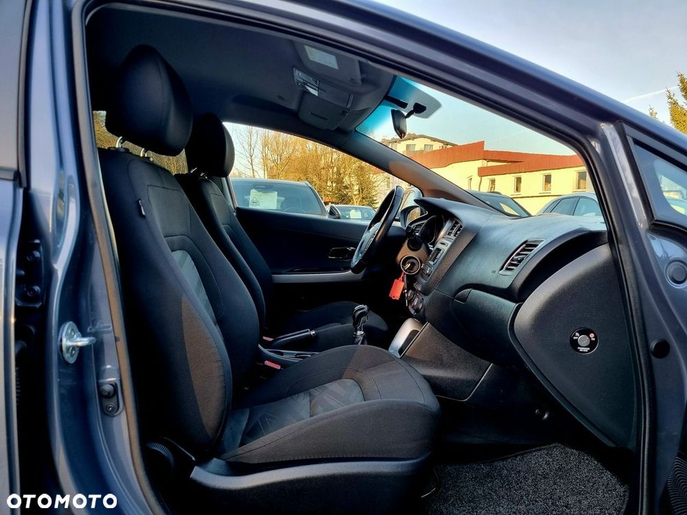 Kia Ceed 1.6 CRDi L - 11