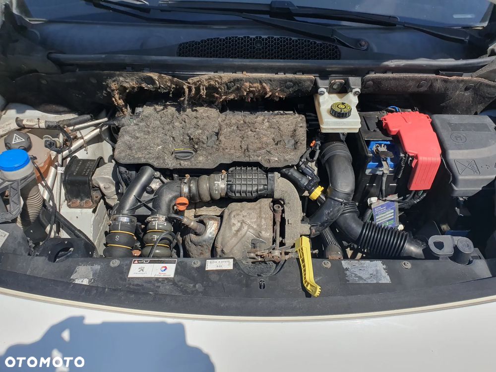 Peugeot Partner 1.6 HDi Outdoor - 21