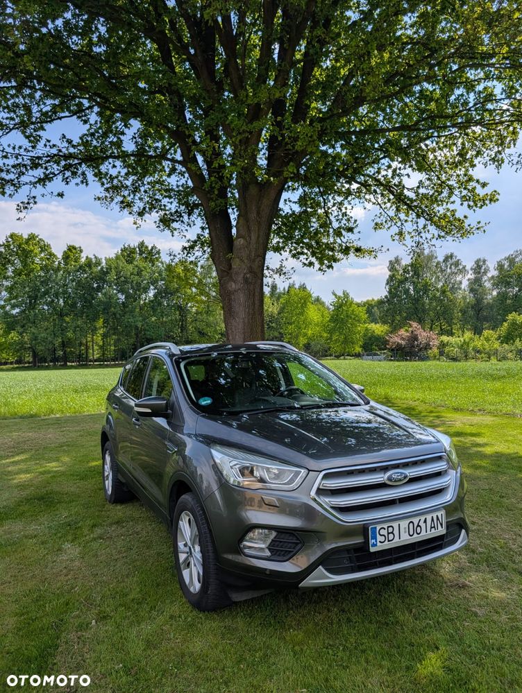 Ford Kuga 1.5 EcoBoost 2x4 Titanium - 6