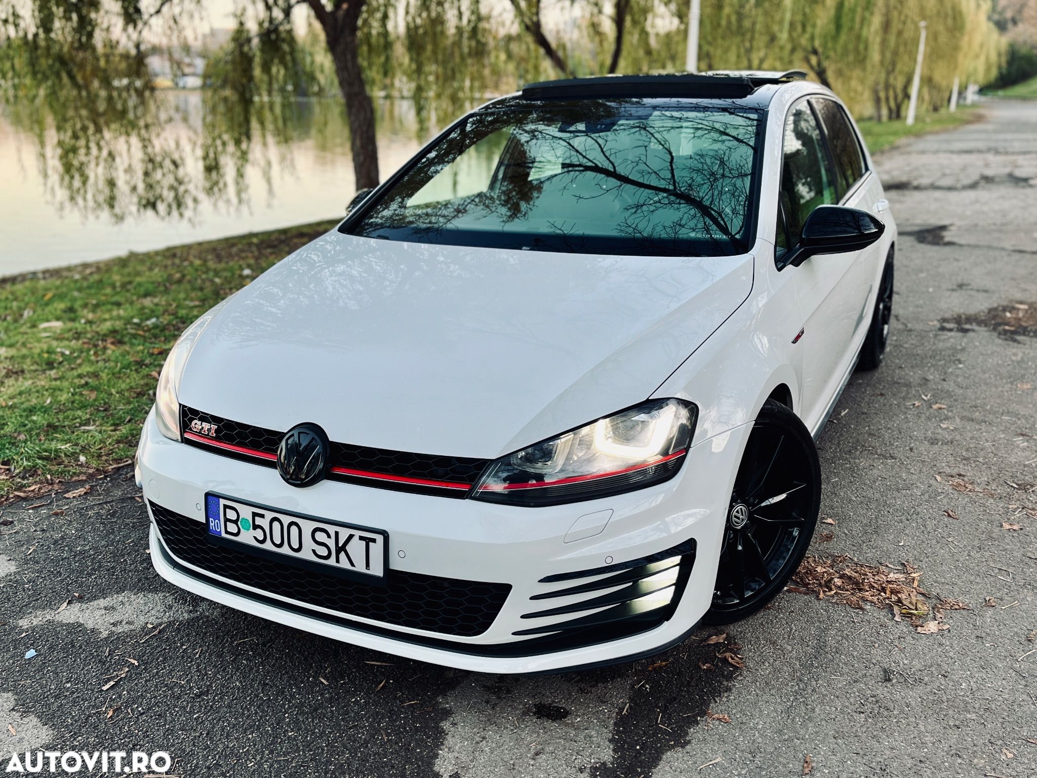 Volkswagen Golf 2.0 TSI BMT DSG GTI Performance - 1