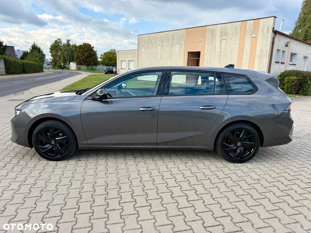 Opel Astra 1.2 Turbo Enjoy - 4