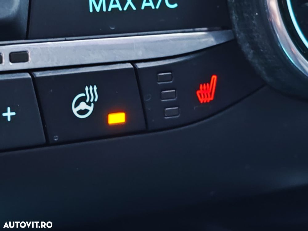 Ford Focus 1.0 EcoBoost Hybrid ACTIVE DESIGN - 31