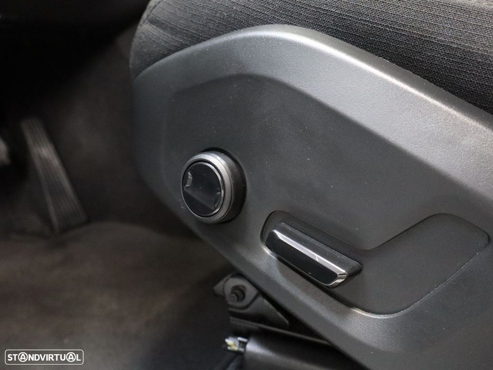 Volvo XC 60 2.0 T6 PHEV Inscription AWD - 25