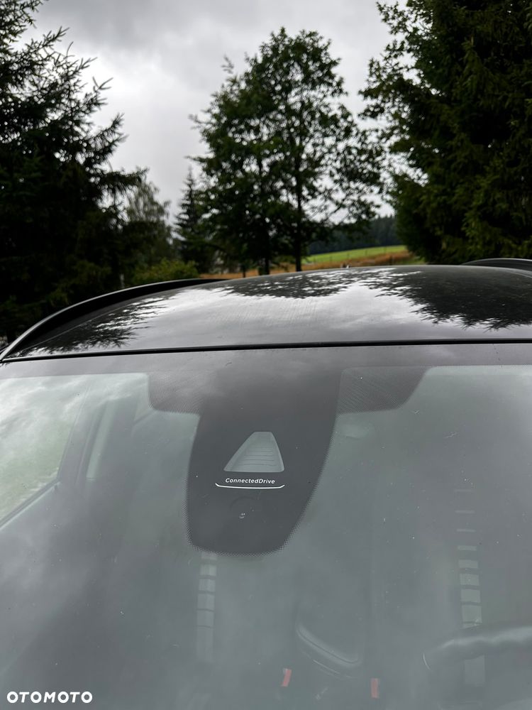 BMW Seria 2 218d xDrive - 10