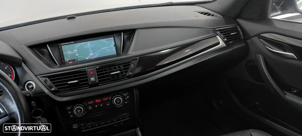 BMW X1 18 d sDrive Line Sport - 28
