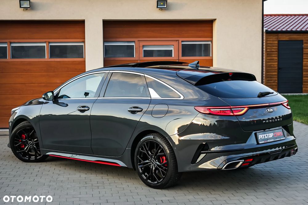Kia ProCeed 1.6 T-GDI DCT7 OPF GT - 14