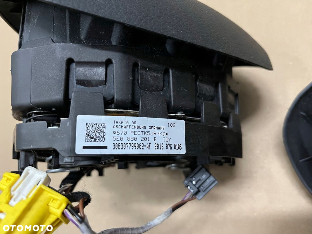 PODUSZKA KIEROWCY AIRBAG SKODA OCTAVIA RAPID SUPERB 5E0880201 3T0880201 - 6