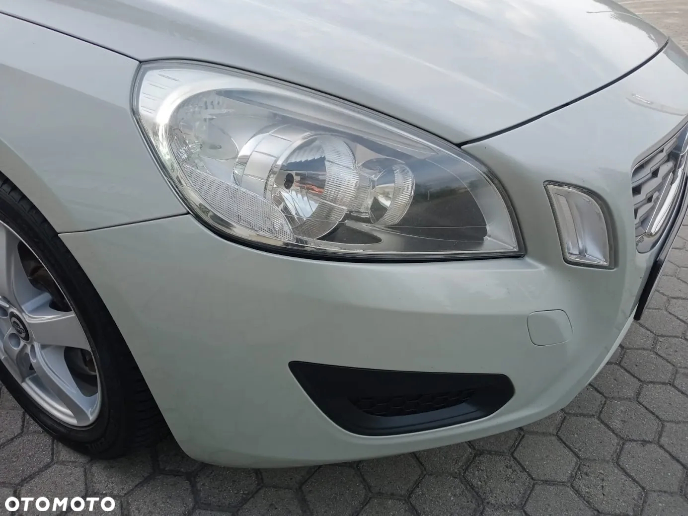 Volvo V60 D2 Kinetic - 14