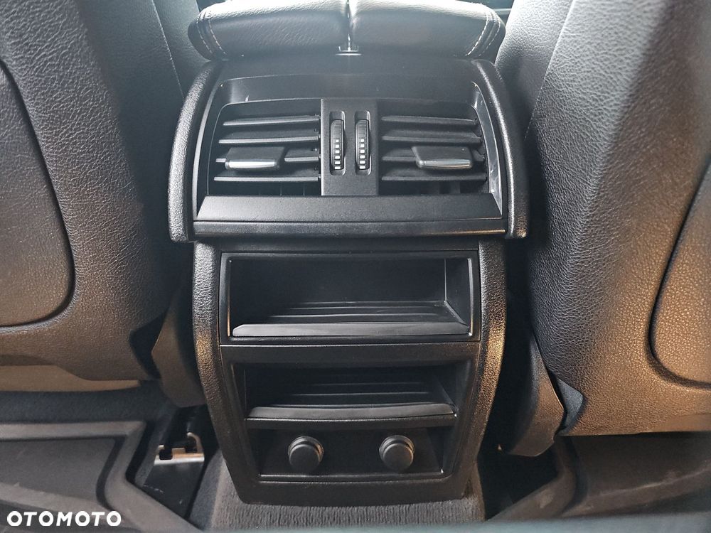 BMW X6 xDrive40d M Sport - 28