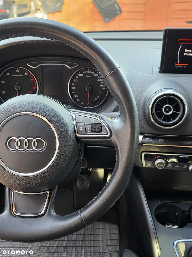 Audi A3 3-drzwiowe 1.4 TFSI S line Sportpaket - 22